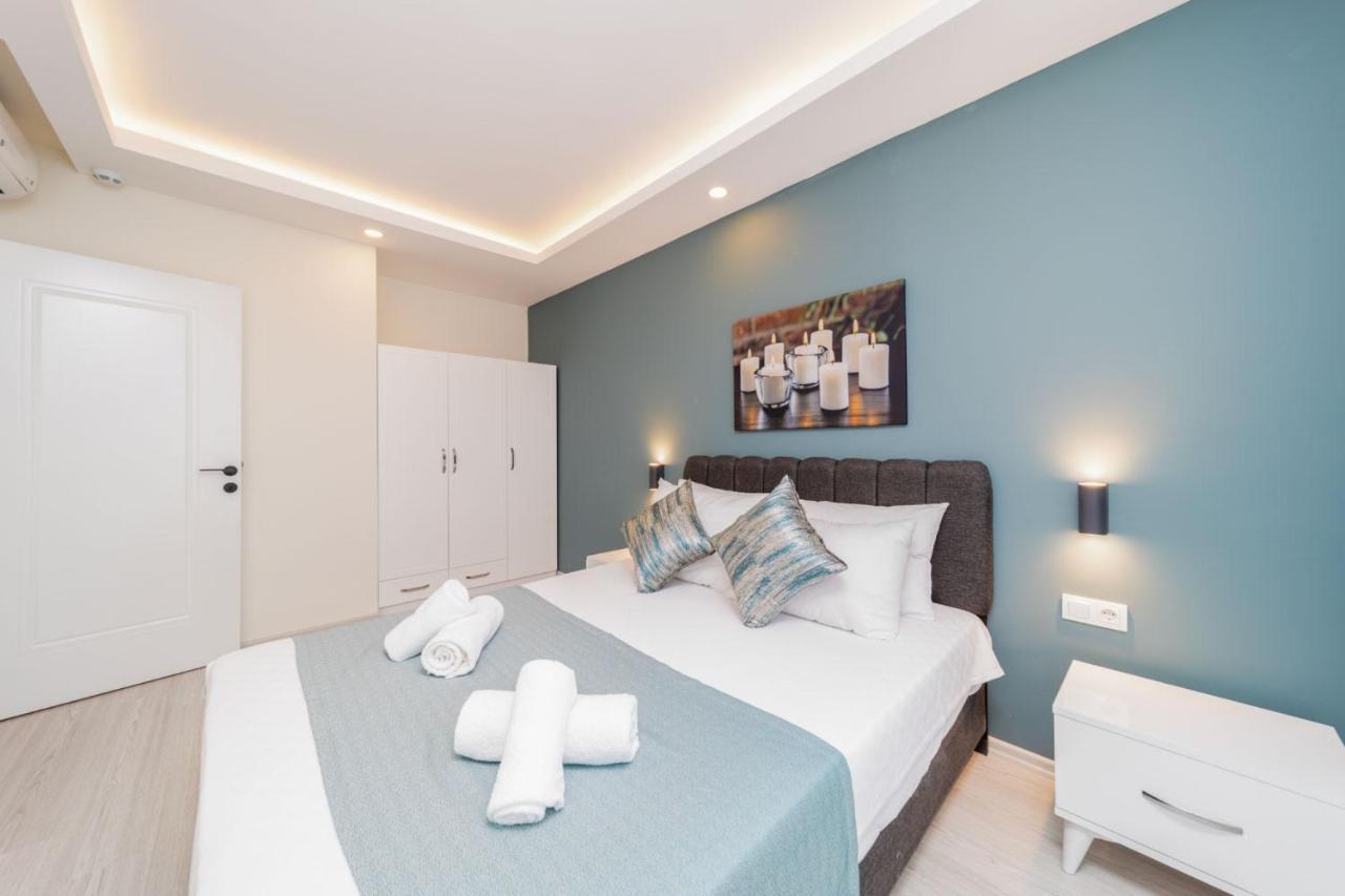 Hadrian Towers Otel *